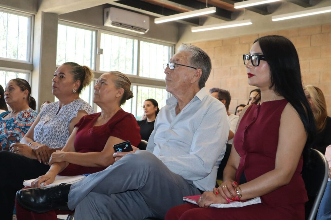 Capacita Preparatoria Municipal a su personal