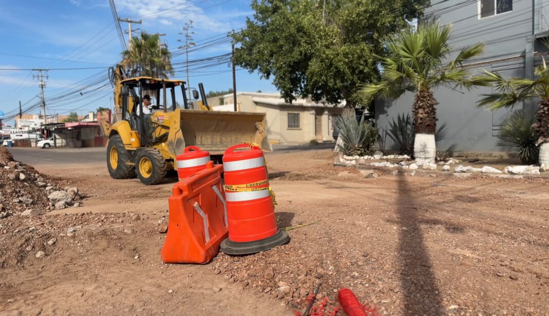 Abren otro carril en Tecnológico y Los Maestros